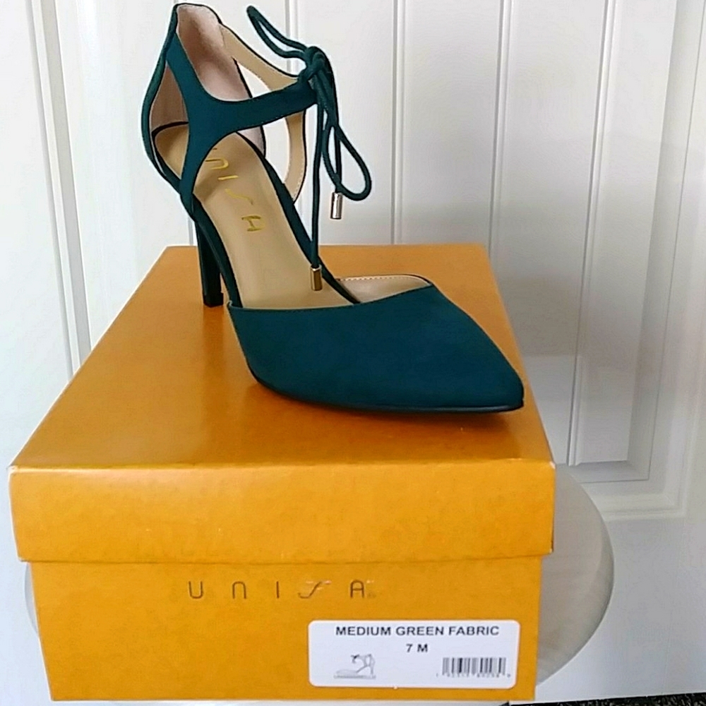 UNISA GREEN FABRIC SHOES